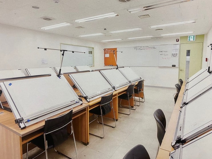  실내건축기능사 실기 학원에서 자격증 일정에 맞춰 효율적으로 공부하기