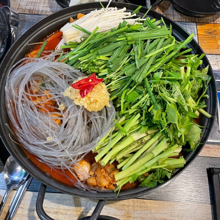  동래역 밥집, 칼칼하고 매콤한 국물이 일품인 닭물갈비맛집 경상물갈비
