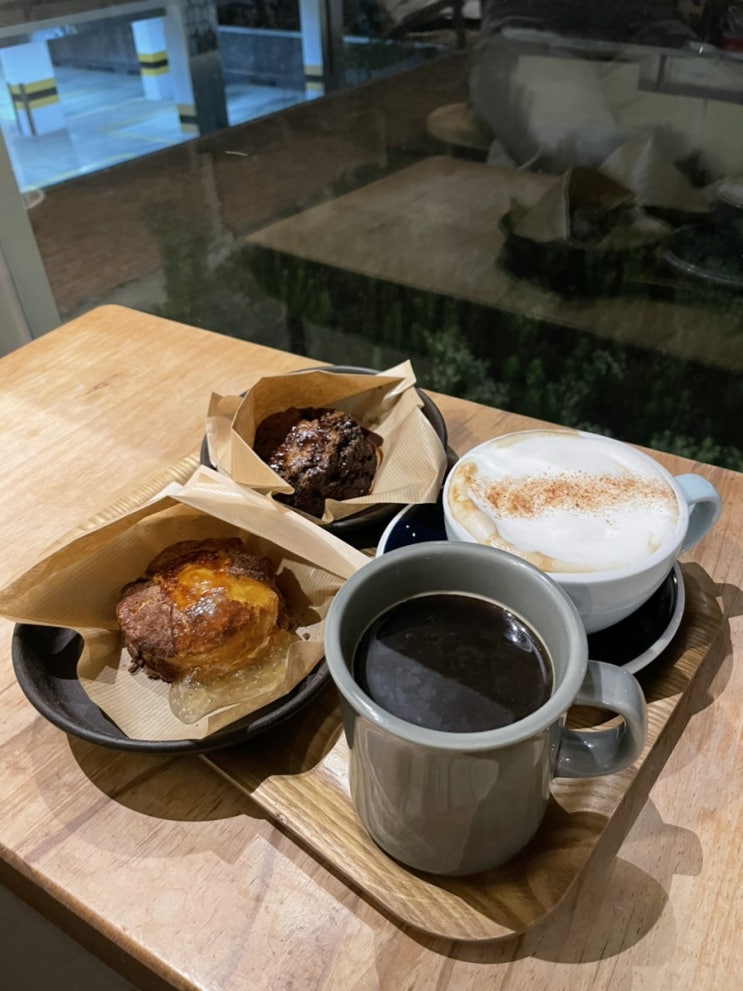 [광주 동명동 카페] 스콘과 아메리카노가 정말 맛있는 블루웨일