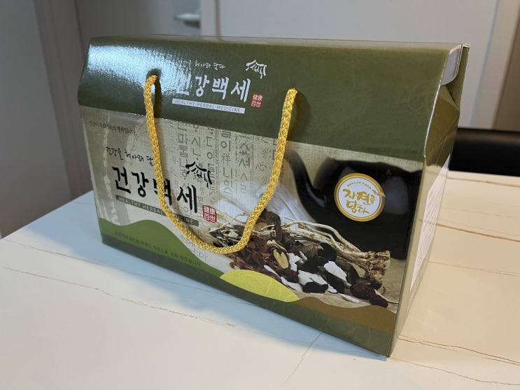  가정의달선물추천, 스승의날선물추천 우슬즙 제품, '건강백세건강원 닭발우슬즙' 리뷰