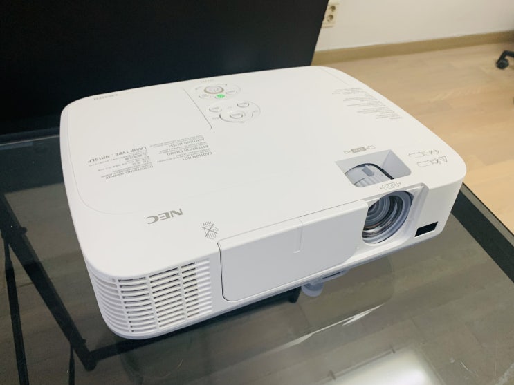 회의용 빔프로젝터 전동스크린까지 스펙 장난아닌걸로 사무실 설치후기