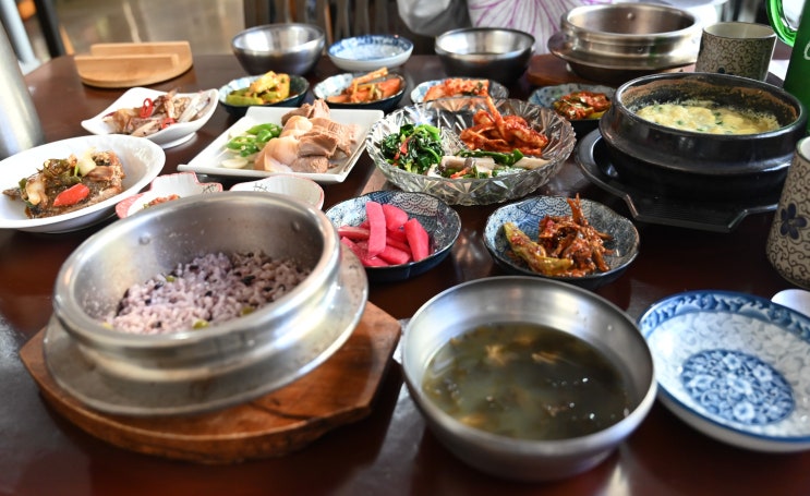  서귀포 동홍동 어머니 집 밥을 느끼게 해준  민들레 정식