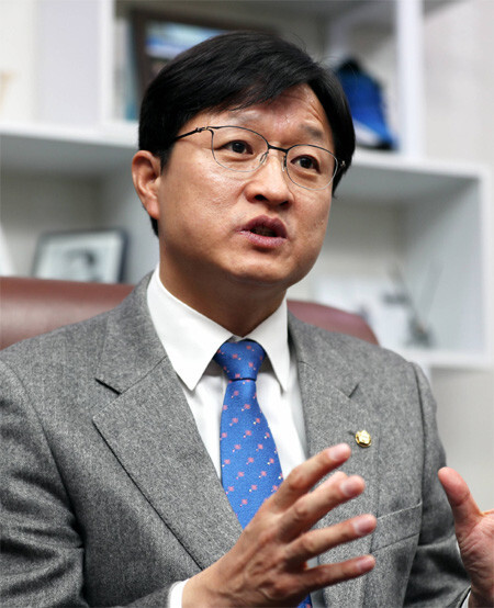  강병원 국회의원 나이 학력 고향 프로필