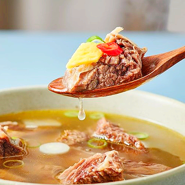  김선영 뼈없는 갈비탕/가정간편식