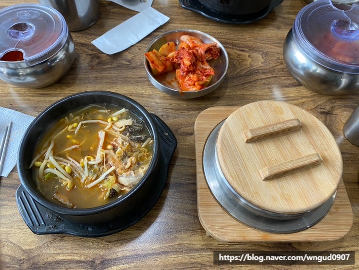  양평동해장국 신가양평해장 양선지 뼈해장국 약수솥밥 맛집