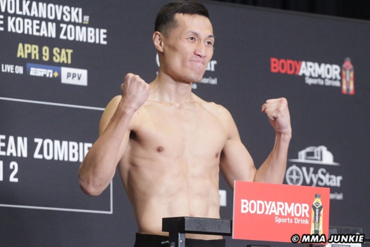 UFC 273: 볼카노프스키 vs 코리안 좀비 계체 결과와 영상 UFC 273: 볼카노프스키 vs 코리안 좀비 계체 결과와 영상