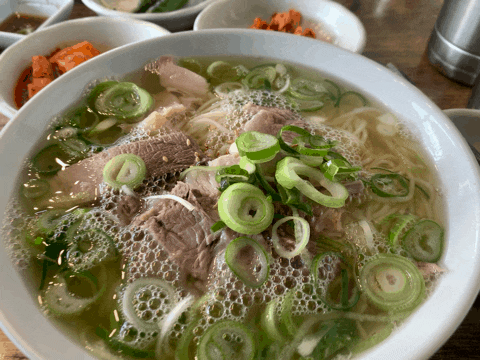  고씨네 천지 국수에서 새로운 국수의 맛