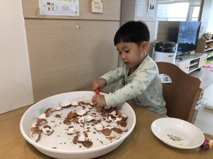  계란뿌셔!