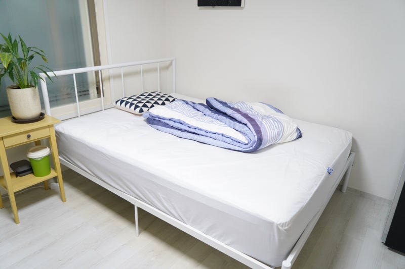 화이트 철제 침대프레임 튼튼한 바네스데코 추천