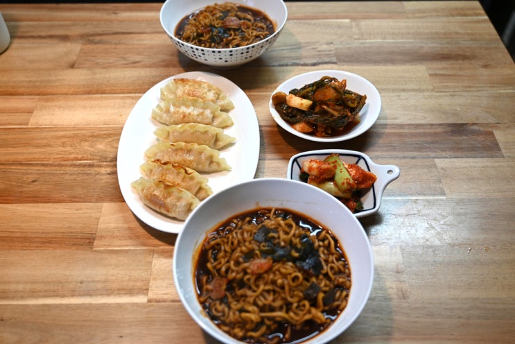  사람들의 귀차니즘을 해결한 짜파구리 그 맛을 보다.