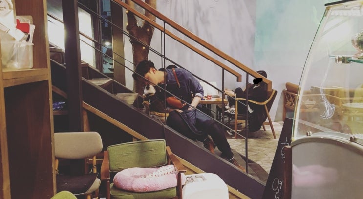  8. 불편...