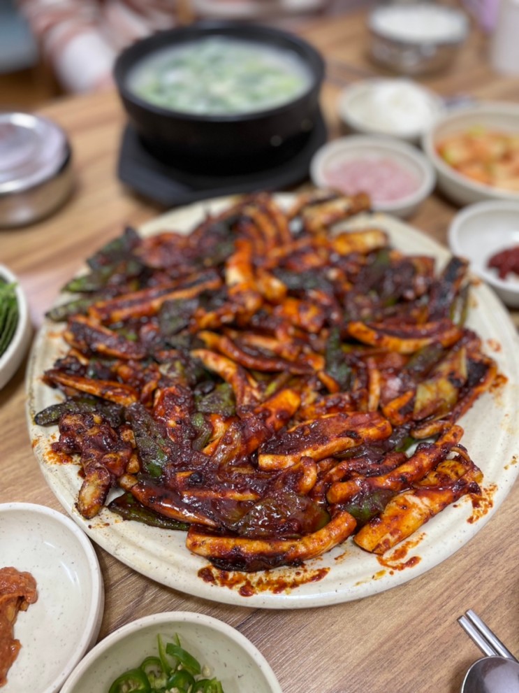 경주 용궁 단골식당 :  자꾸 생각나는 오징어불고기 현지인 맛집