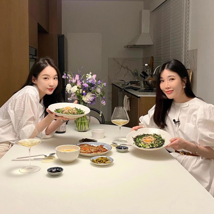 다비치 멤버 이해리, 럭셔리한 별장 지어 눈길...강민경이 인테리어 인증 사진 올려 다비치 멤버 이해리, 럭셔리한 별장 지어 눈길...강민경이 인테리어 인증 사진 올려