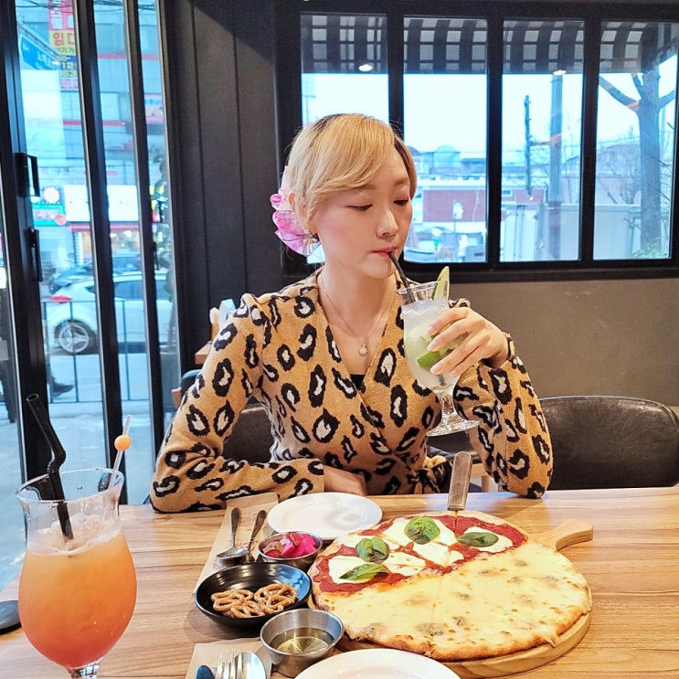  수유역 술집 브런치 페넬로페 칵테일 맥주 식사를 함께