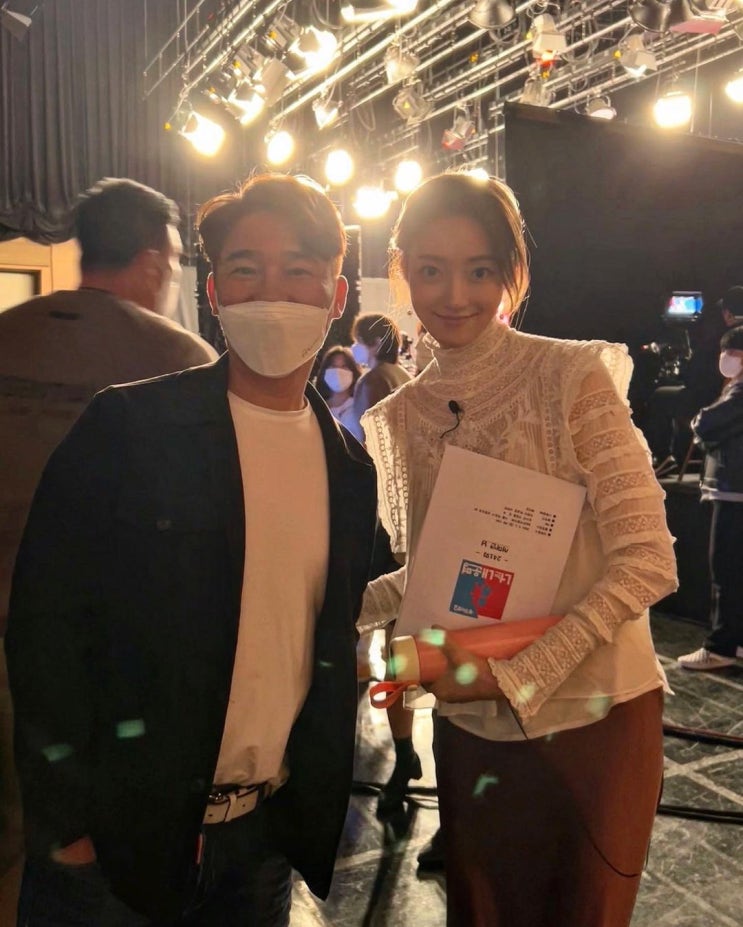 '임창정' 서하얀, 꾸민듯 안 꾸민듯 자연스런 패션 감각 연예인 뺨 치는 뚜렷한 이목구비 '임창정' 서하얀, 꾸민듯 안 꾸민듯 자연스런 패션 감각 연예인 뺨 치는 뚜렷한 이목구비