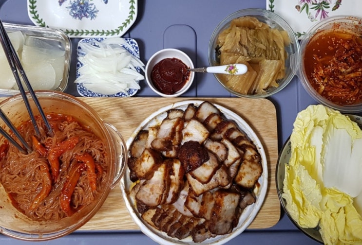 오늘의 야식] 요리하다 비빔냉면, 명태회무침 , 삼겹구이? feat.롯데마트