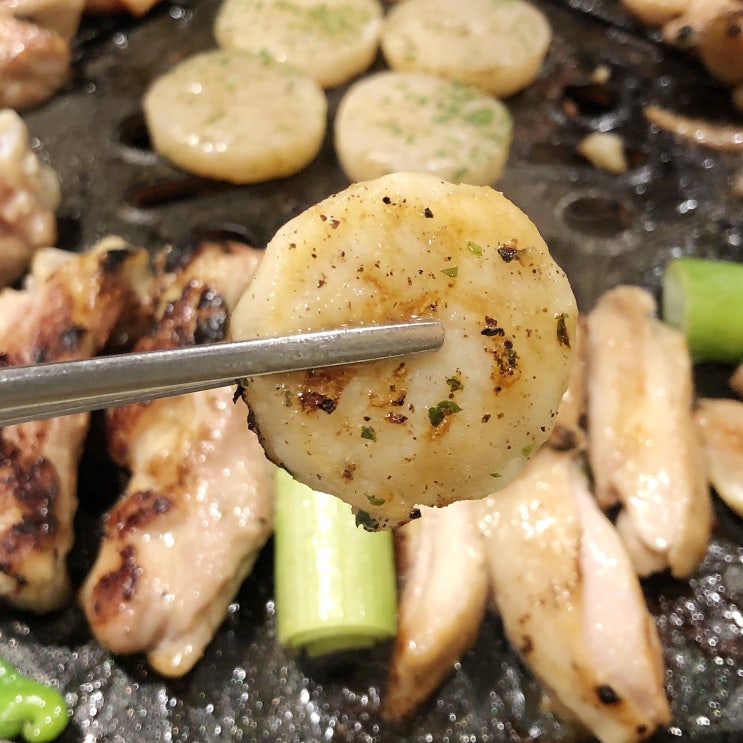  숯불닭갈비 닭특수부위 성수역 팔각도 솔직후기
