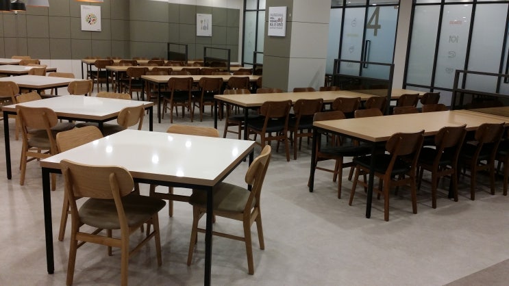  [영남대학교] 공대 자연계 식당테이블과 의자 및 붙박이쇼파 샐러드 바가구 추가배식대[대학교학생식당가구/교직원식당가구/트레이드싱크업소가구]