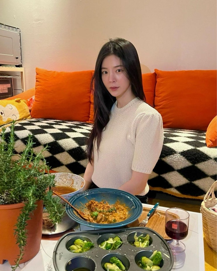가수 장재인 인스타, 다이어트 이후 성숙해진 분위기와 날렵한 비주얼 뽐내 가수 장재인 인스타, 다이어트 이후 성숙해진 분위기와 날렵한 비주얼 뽐내