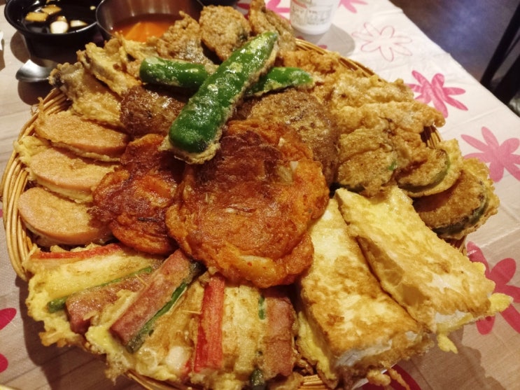  오랜만에 남편과 밖에서 막걸리 한잔 적셔 (f.송림전마당)