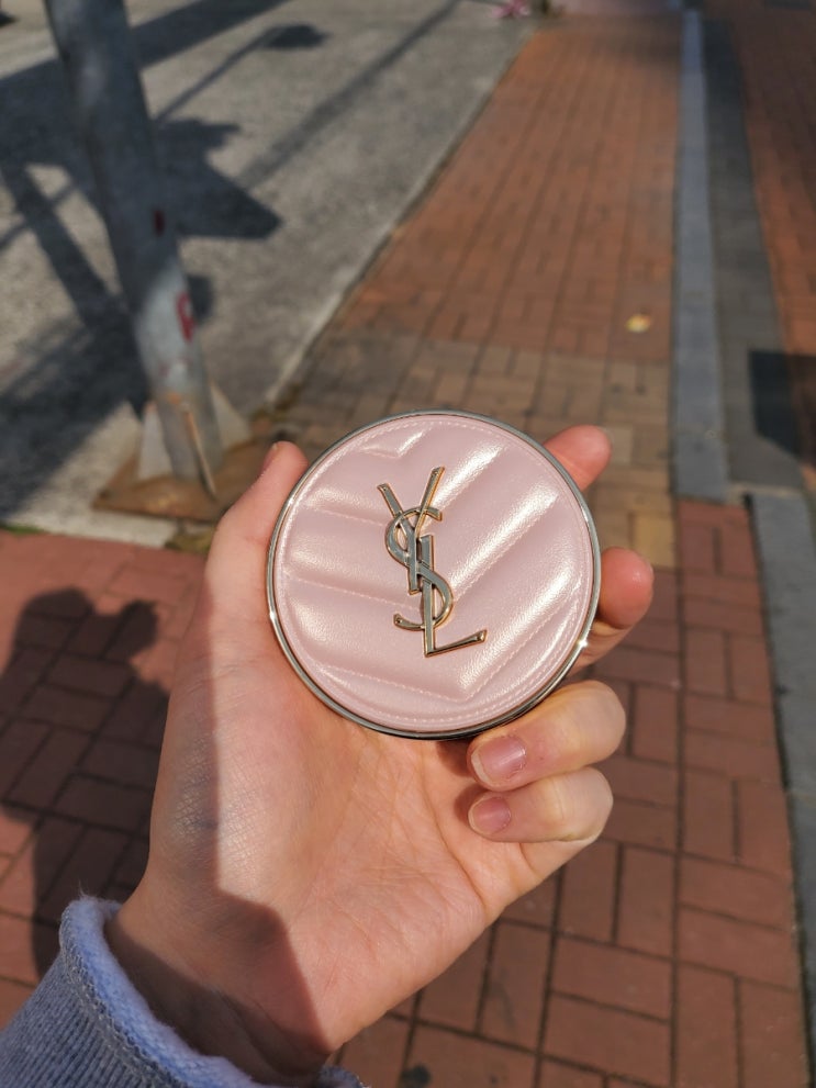  입생 뚜쉬 에끌라 글로우 팩트 쿠션 후기_ 마스크에 얼마나 묻을까