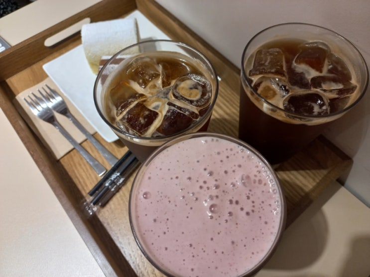  연남동카페 정항우케익