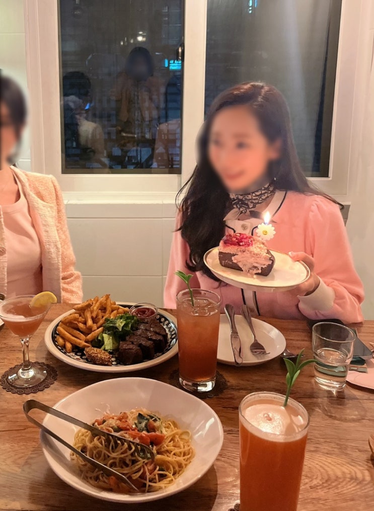  좋아하는 곳에서 좋은 사람들과 행복한 시간 보내기