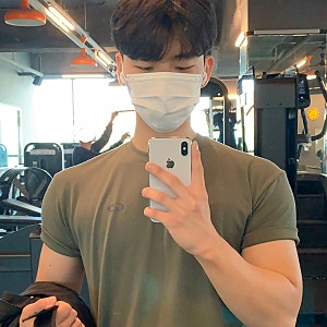 나인제트머슬핏 부담스럽지 않은 데일리 머슬핏으로 굿