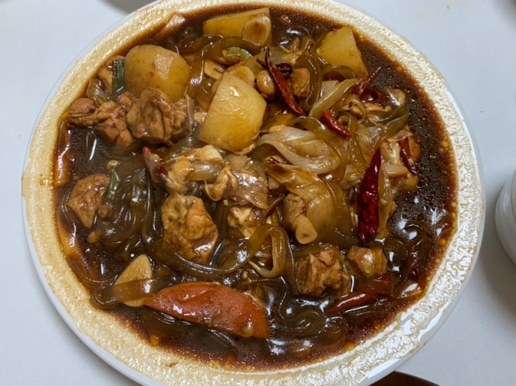 홍수계 치즈찜닭 홈쿡 밀키트 닭다리 순살이라 먹기도 넘 편해요! 저녁메뉴로도 손님초대요리로도 캠핑요리로도 완전 추천 홍수계 치즈찜닭 홈쿡 밀키트 닭다리 순살이라 먹기도 넘 편해요! 저녁메뉴로도 손님초대요리로도 캠핑요리로도 완전 추천