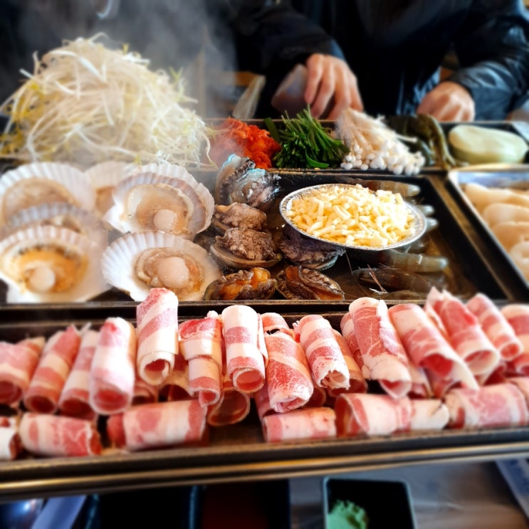  대천해수욕장 키조개해물삼합 맛집 "해녀"  서해의맛을 느낄수 있는 곳 조개구이 산낙지 대하 킹크랩
