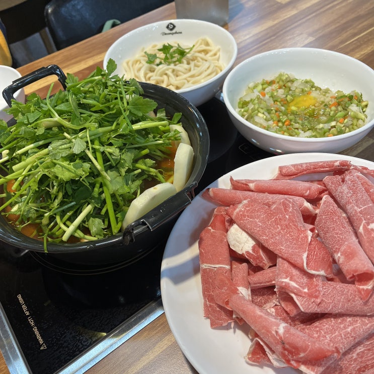  연신내 샤브샤브 맛집 _ 등촌샤브칼국수 : 2인 단 3만원으로 배 터지게 먹기 가능.