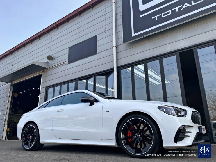  벤츠 E53 AMG 블랙실버유광 투톤 휠도색 + 레드 캘리퍼 도색