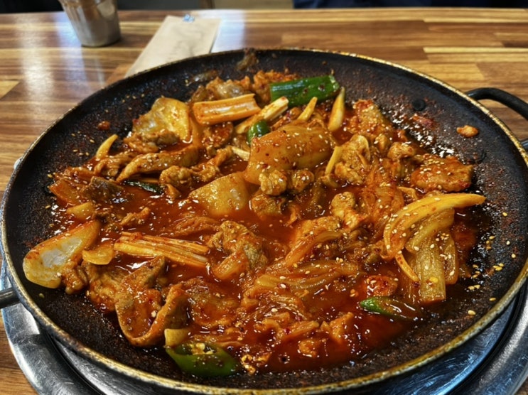  한돈숯불삼겹살 &한우등심갈비살 원주 단계동 ‘참숯골’ 제육볶음