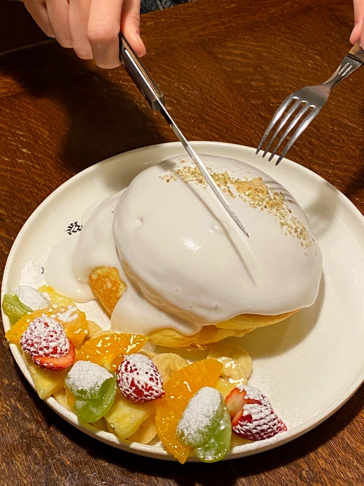  아기자기한 재미가 있는 광교 수플레 맛집 @ 백금당