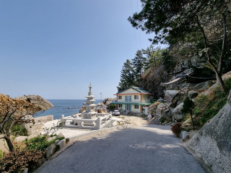  서핑명소 양양 죽도해변에서 만나보는 죽도암