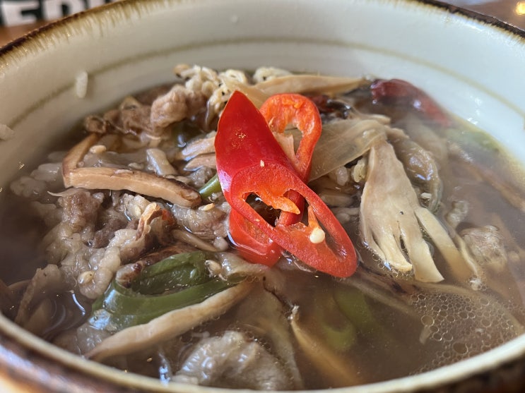  잊을 수 없는 중독적인 맛 꼬치국수 성수맛집 '대림국수'