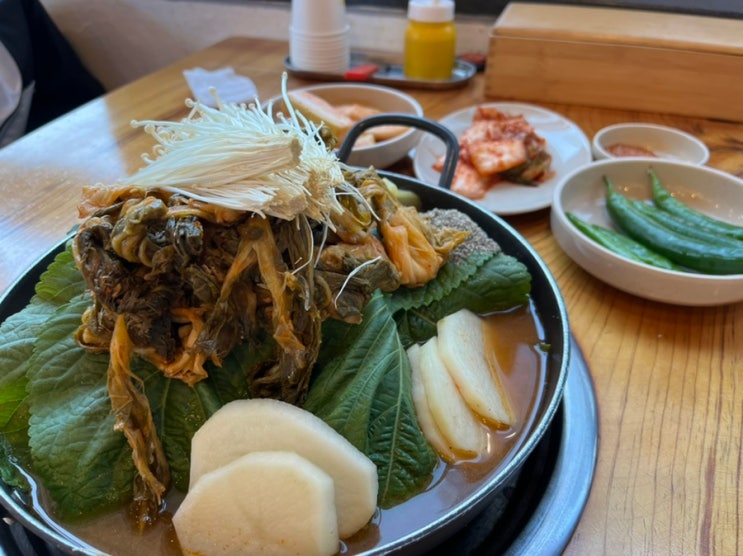  시래기가 푸짐한 청라"조마루감자탕" 내돈내산 후기 (아이놀이방 있음)