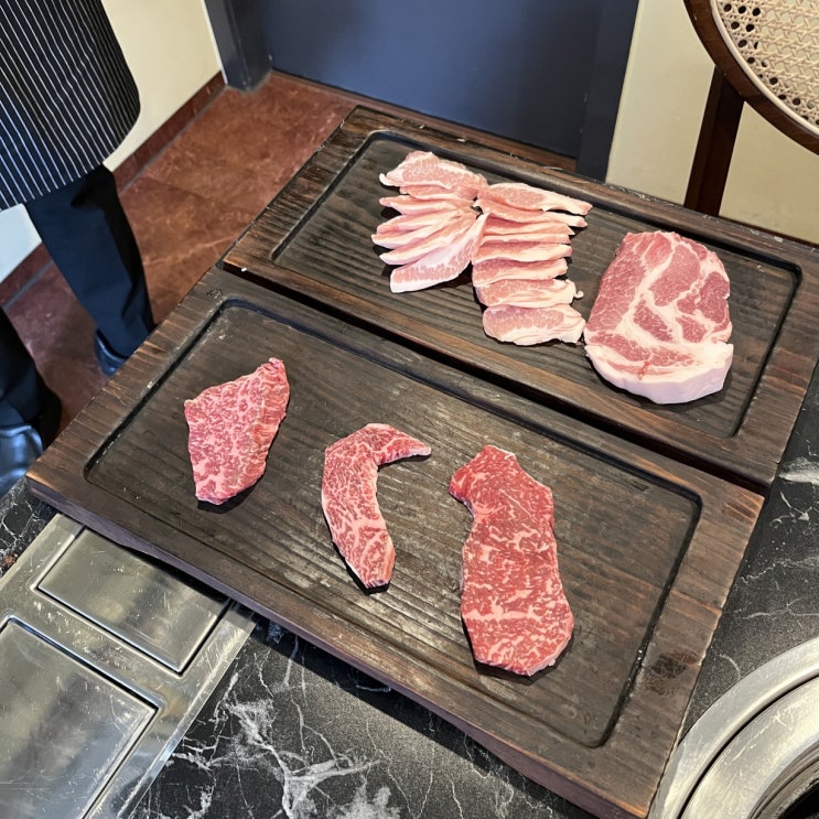  종로고기집 백김치랑 먹으면 존맛인 평창동고기맛집 바베큐갤러리