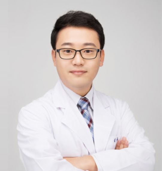  안녕하세요 청라주치의한의사 김재홍대표원장입니다.