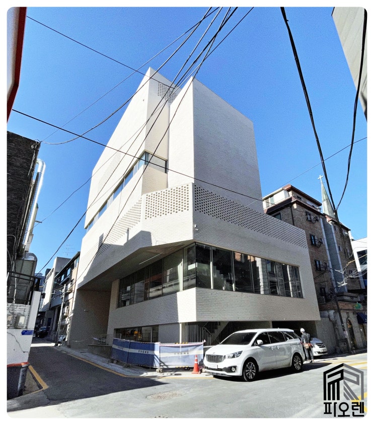  역삼역 도보 5분 신축깔끔사무실 - 전용 테라스, 아트한 외관, 편리한 주차,냉난방기 제공.