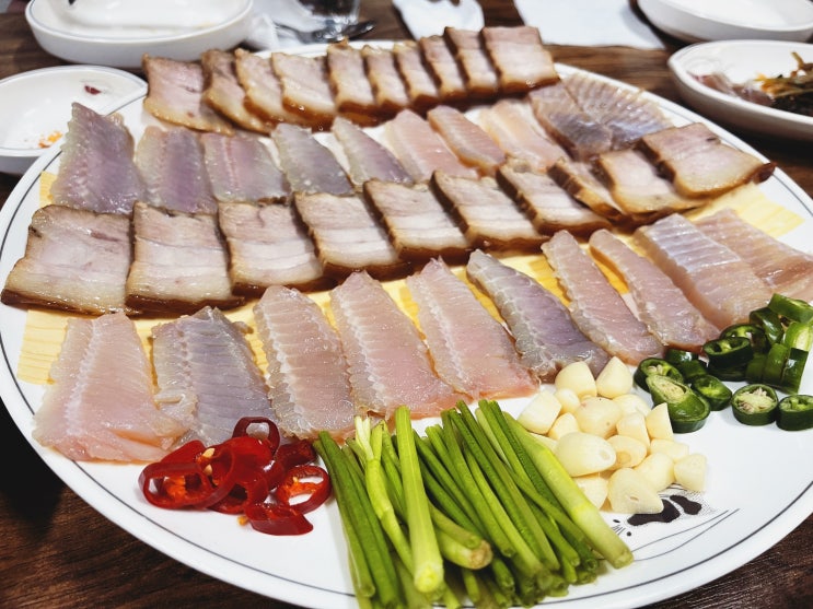  [영등포구청]갯마을 "홍어삼합"