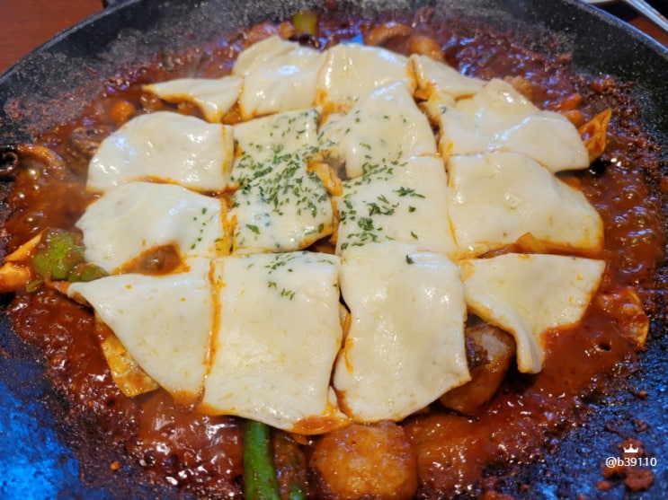  상인동맛집 황금쭈꾸미집 대창에 치즈쌈까지