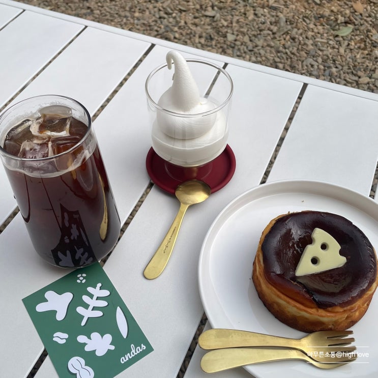  구석구석 아기자기했던'FIKA COFFEE (피카커피) '
