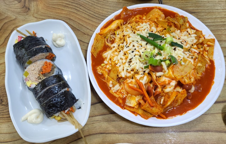  [안암 맛집] 터질듯한 참치김밥 '이공김밥 본점' 후기
