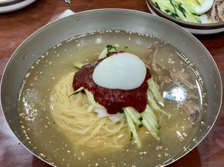  부산시청 부산3대밀면맛집_국제밀면 법조타운점