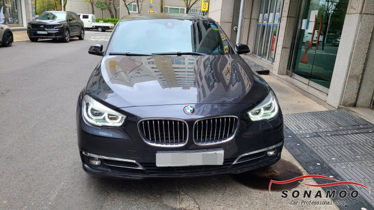  인천 BMW 5GT 아틀란 터치네비 매립 장착