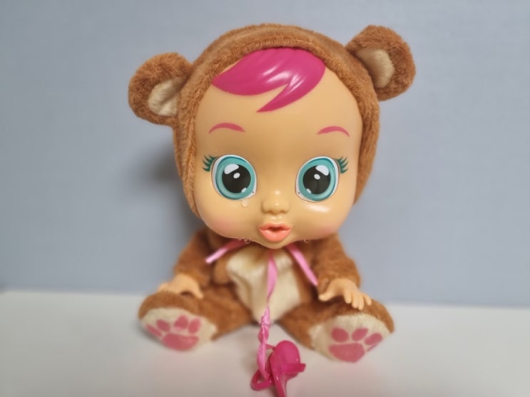  크라잉 베이비 인형_진짜 눈물이 주르륵, 울음소리 실감나는 아기인형