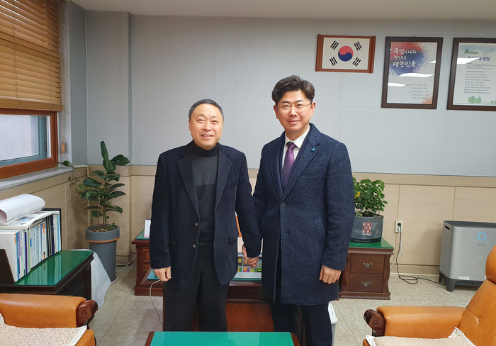  법무부 법사랑위원 포천지구협의회 2019년 마지막 '학교폭력예방캠페인 실시'