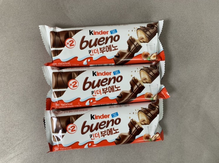 Kinder bueno "킨더 부에노" 밀크초콜릿과 헤이즐넛의 진한 맛이 좋았던 초콜릿바 Kinder bueno "킨더 부에노" 밀크초콜릿과 헤이즐넛의 진한 맛이 좋았던 초콜릿바