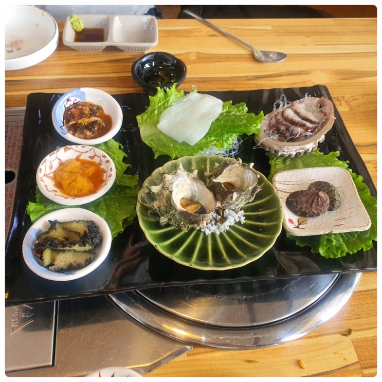  제주 한림매일시장 자연산 활어만 고집하는 한림 횟집 톤대섬